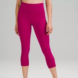 Swift Speed High-Rise 21" crop